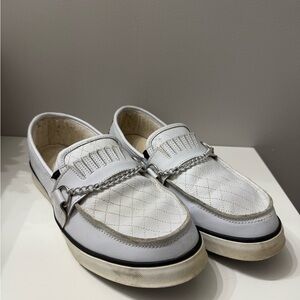 Osiris White Men's Boat Shoes with Chain Accent